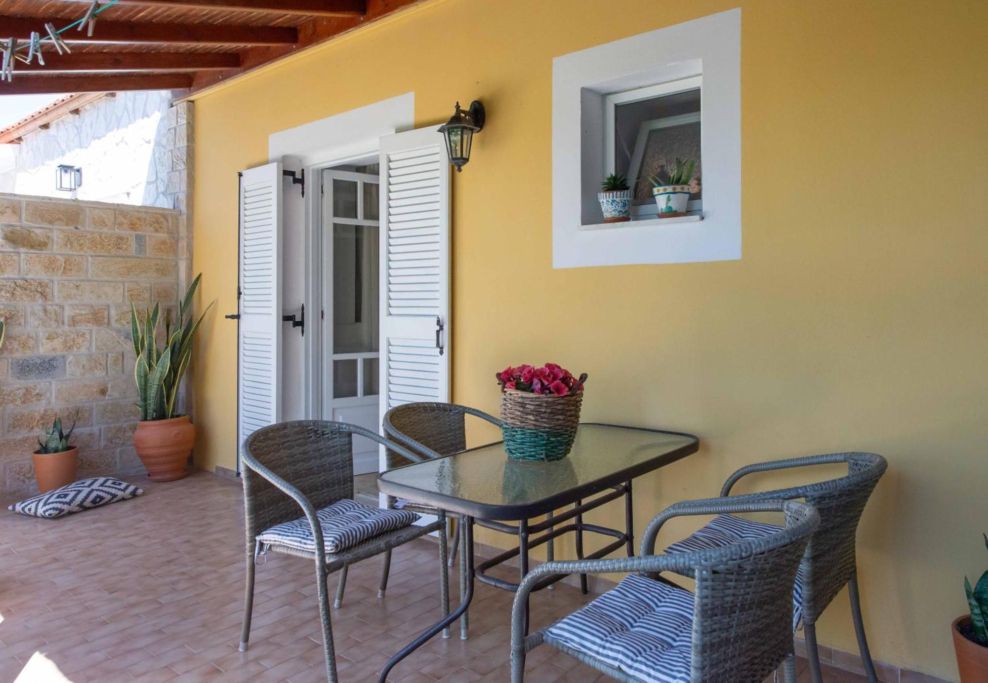 Alex Studios & Apartments Arillas  Exteriör bild