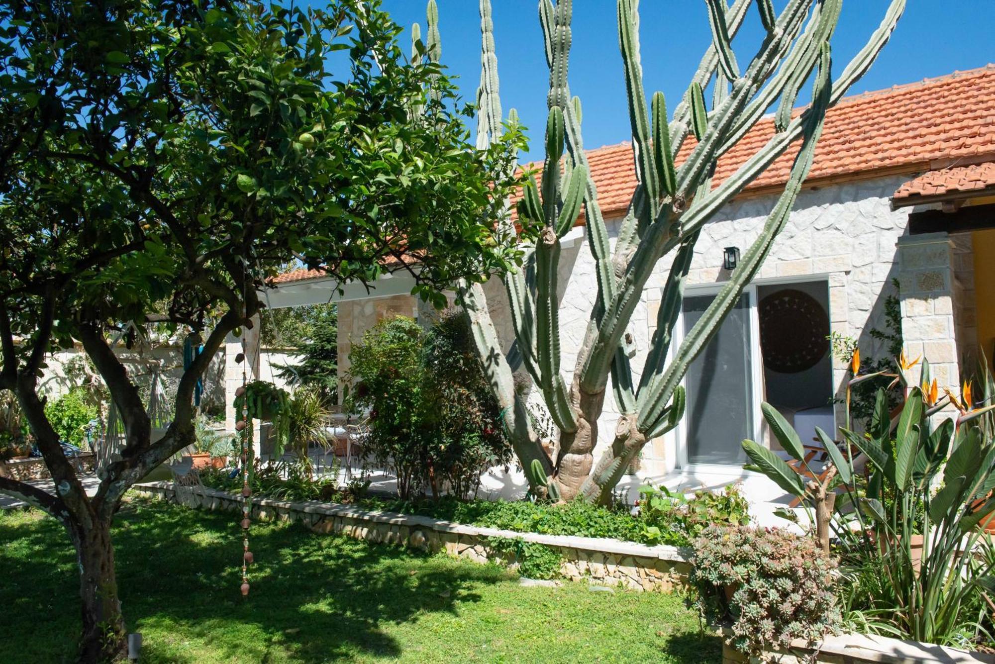 Alex Studios & Apartments Arillas  Exteriör bild