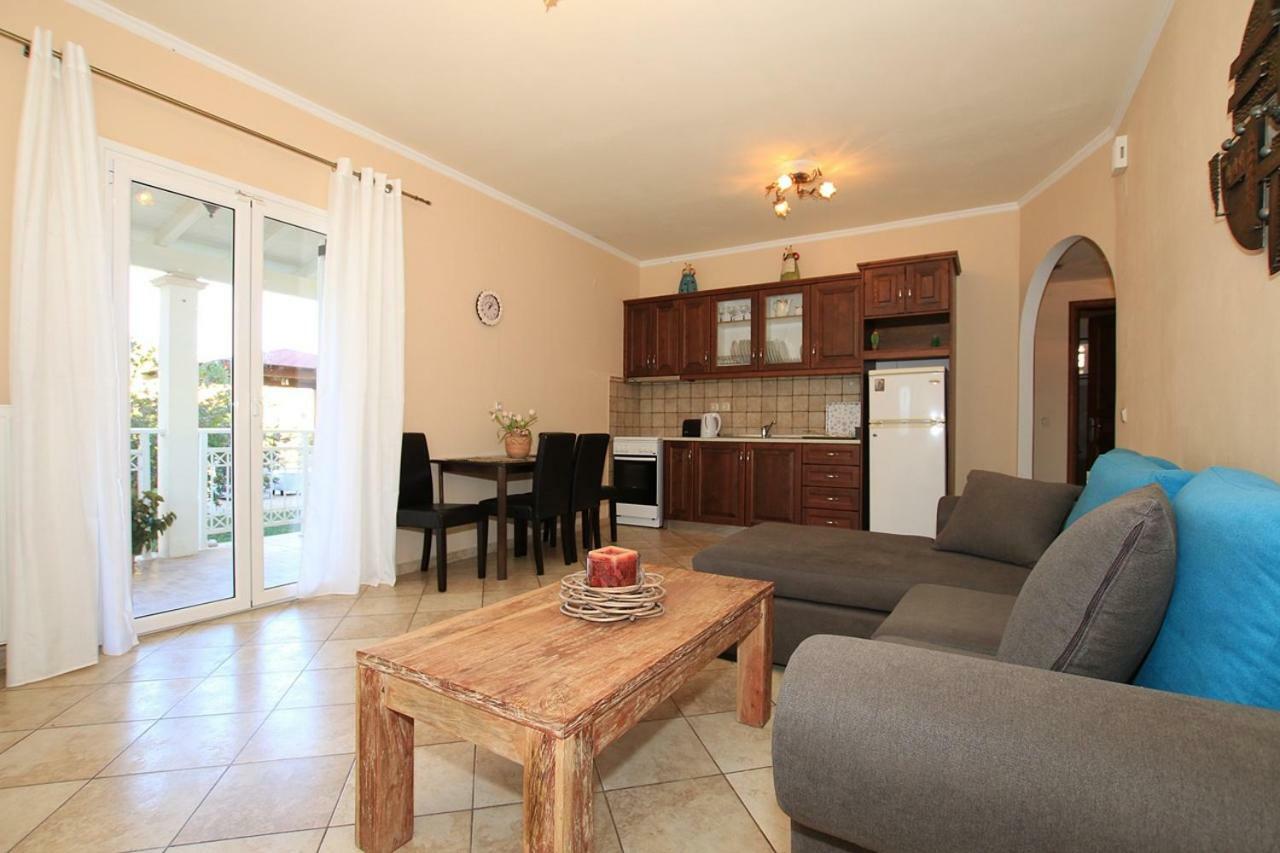 Alex Studios & Apartments Arillas  Exteriör bild